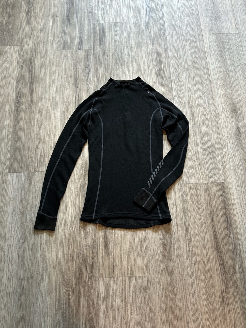 Helly Hansen Wool Blend Black Long Sleeve Warm Freeze 1/2 Zip Performance Top - Picture 3 of 11